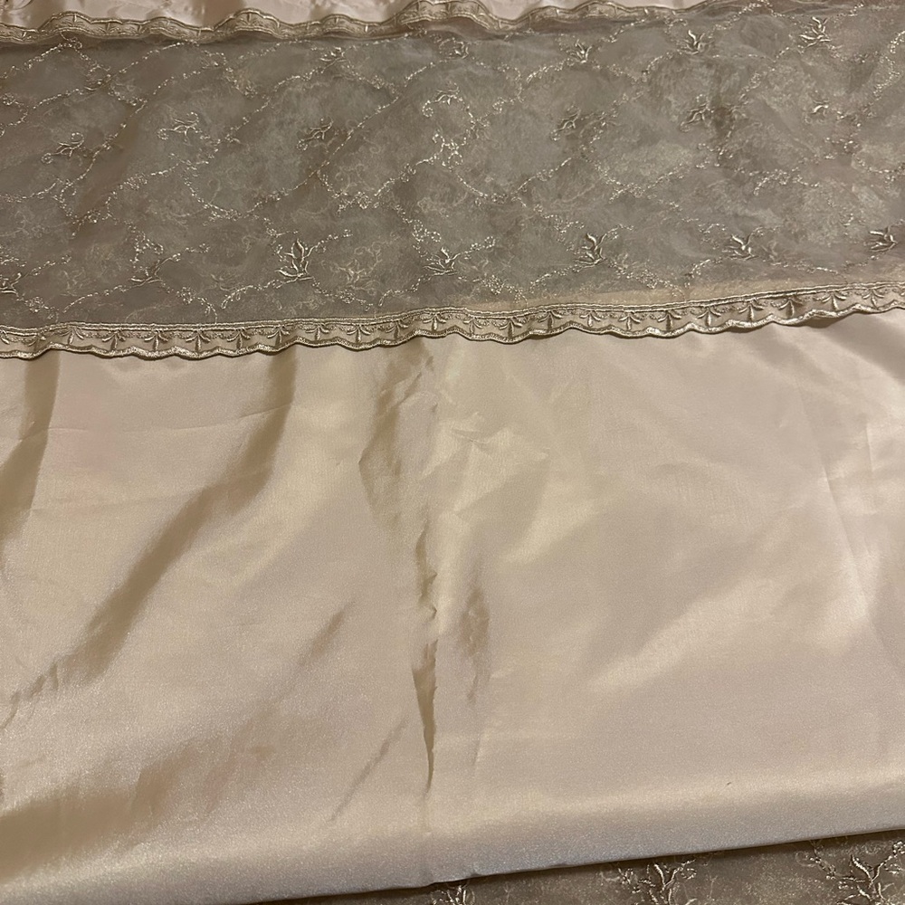 Luxurious Cream fabric lace Shower Curtain